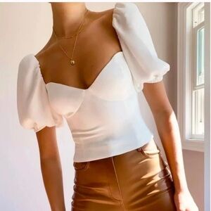 Aritzia Wilfred Novella top